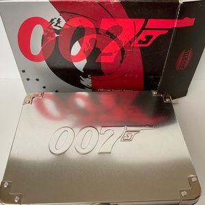 Vintage Fossil 007 deluxe watch set limited edition